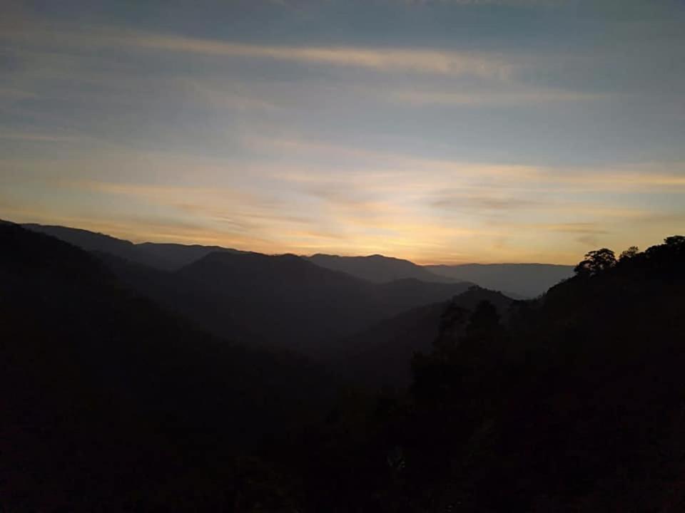 Serenity Panchalimedu Pirmed Bagian luar foto