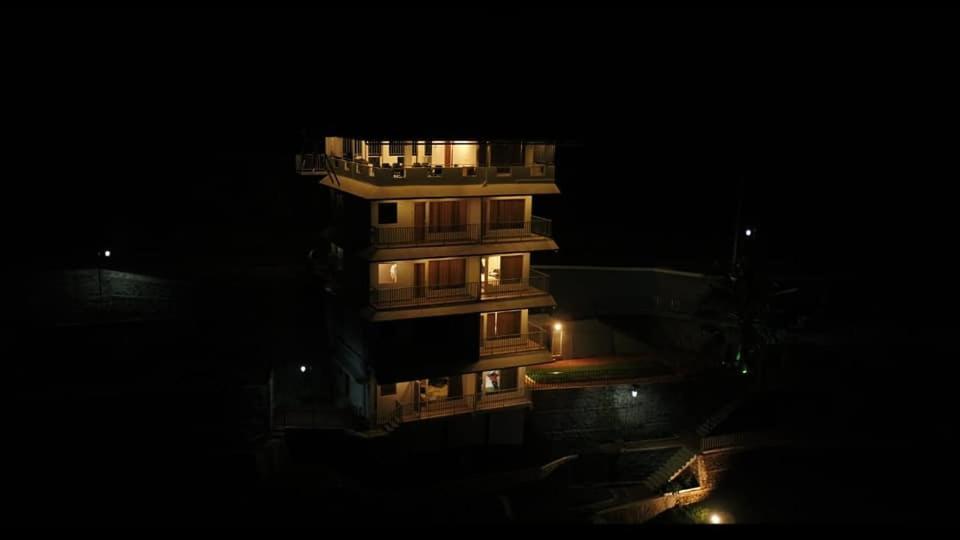 Serenity Panchalimedu Pirmed Bagian luar foto